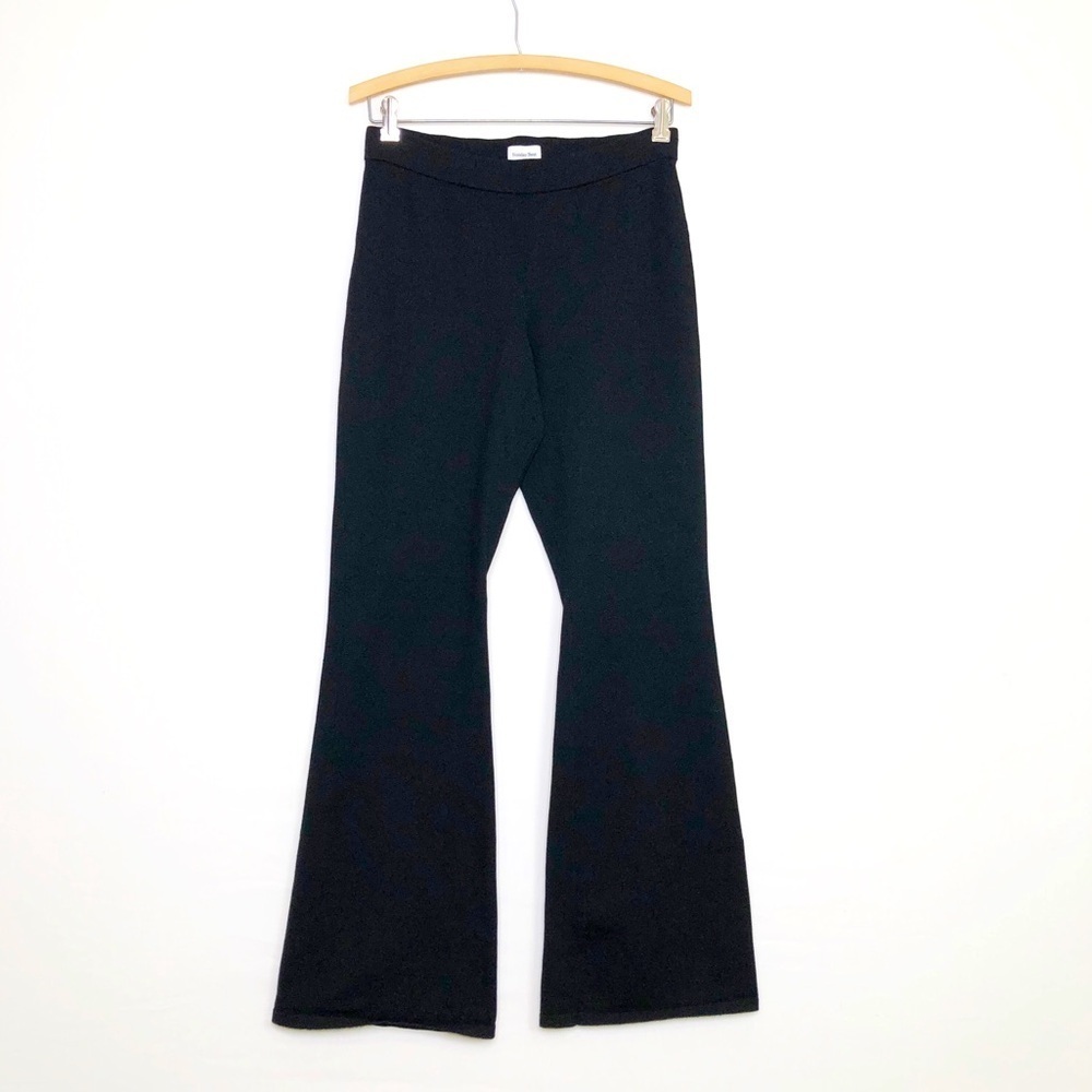 Sunday best Aritzia, black knit pull up pants